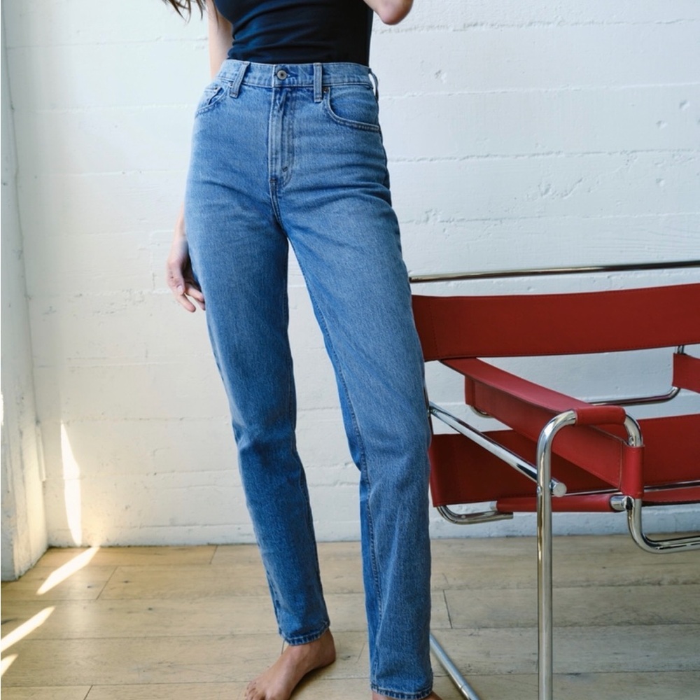 abercrombie & fitch the 90's slim straight ultra high rise